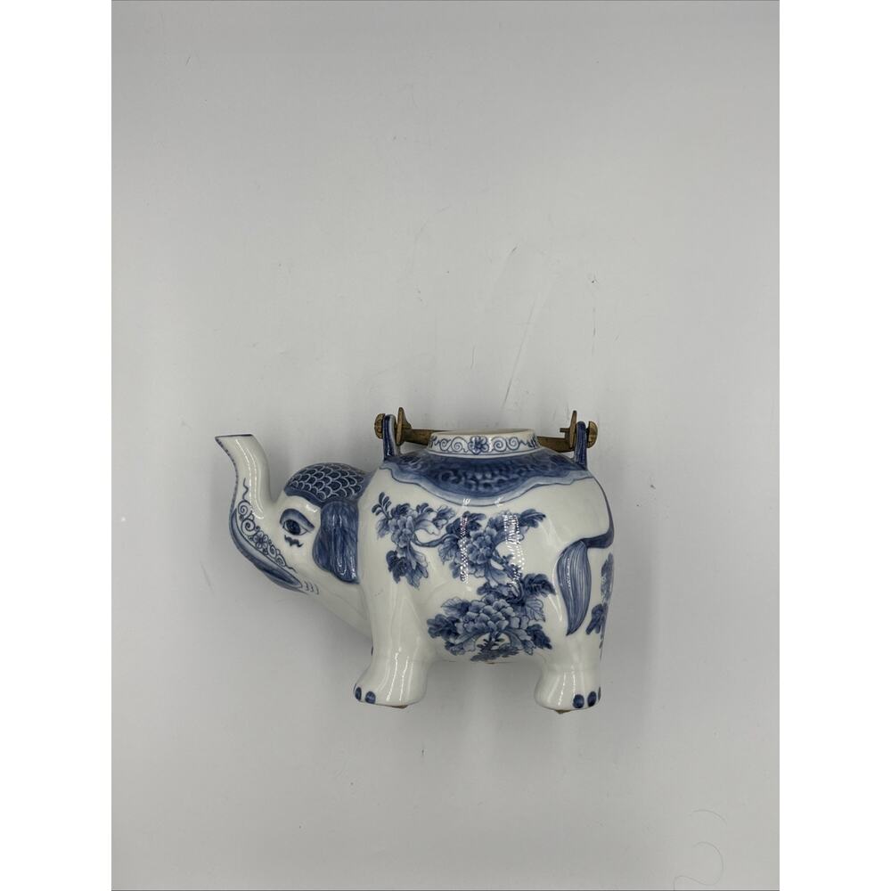 Blue White Porcelain Elephant Teapot Thailand Brass Handle Decorative